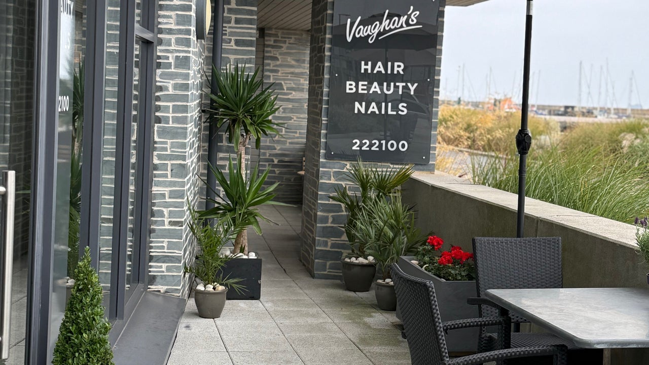 6da49822-53d1-48e7-8285-c2f1e933cef3-vaughanshairandbeauty-gb-england-plymouth-fresha-1692626