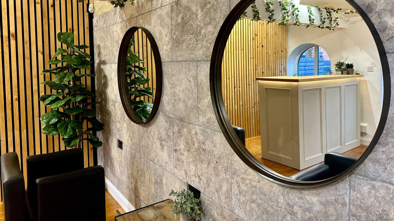 732cdffc-0f5f-4314-a524-d7437aaf2b94-applehairdesign-gb-england-holt-fresha-8616726