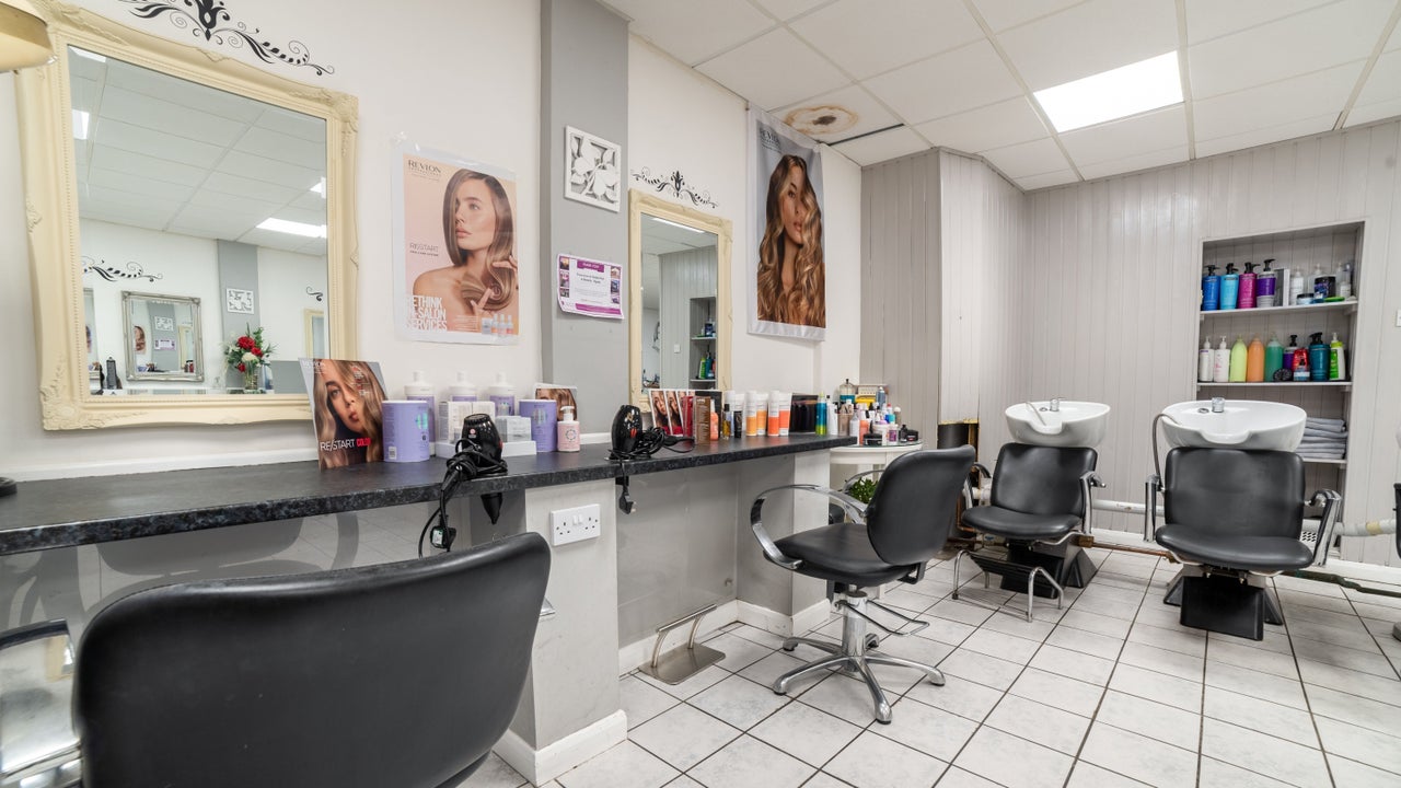 75787453-e3bc-4f2b-8fe1-7d12ccb80252-anjelshairandbeauty-gb-england-crawley-fresha-7877495