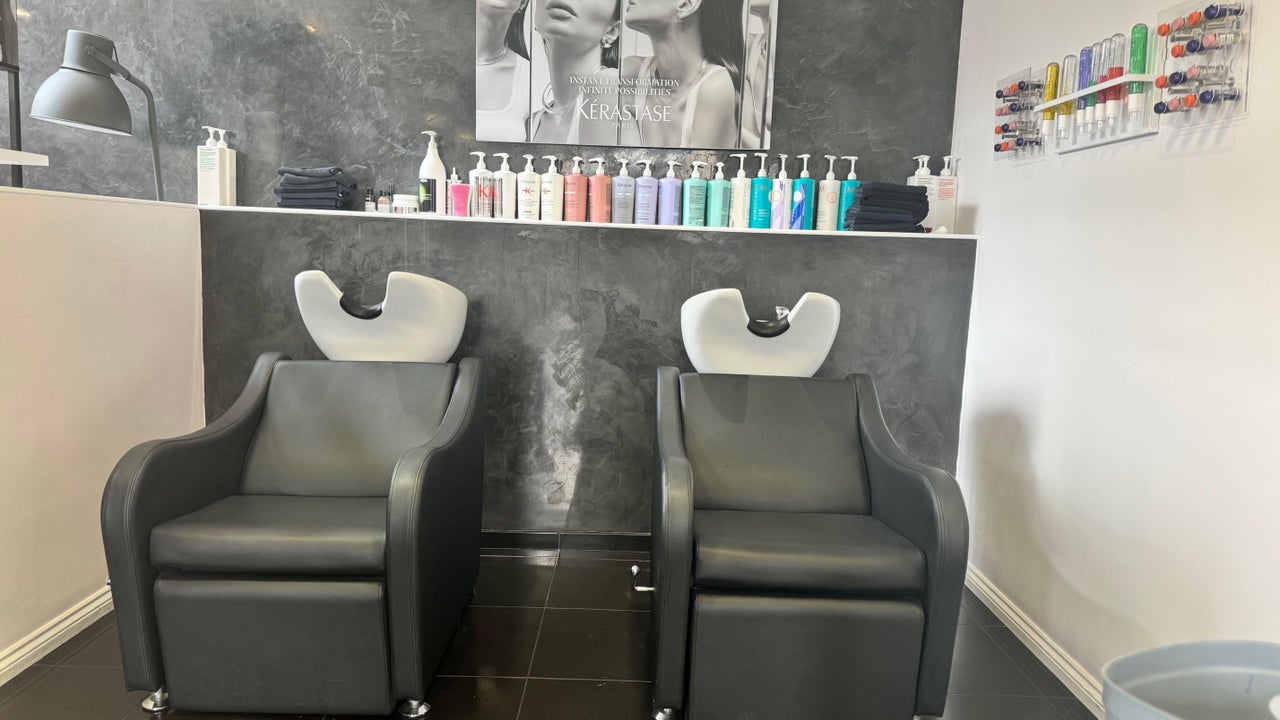 77e6edfd-672e-4f93-bd1c-65e6dbb4d37e-studio13asaloncollectiveforindependentstylists-gb-england-ebley-fresha-4764003