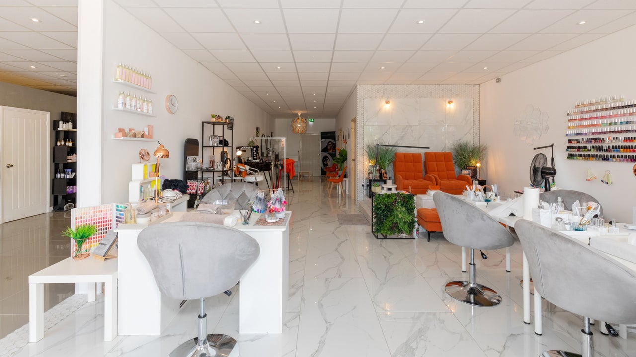 78d5b48d-8d96-4c9c-bfb3-6ff477ad5fec-gorgeous-gb-england-wolverhampton-fresha-6533119