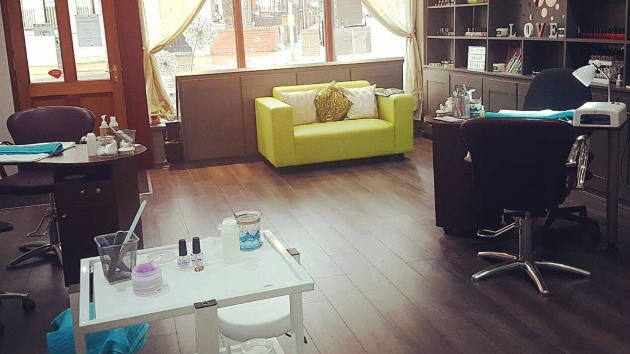 7eb09483-d16d-4765-9250-b600245d42f0-sarahsnailsandbeauty-gb-england-cadishead-fresha-8886487