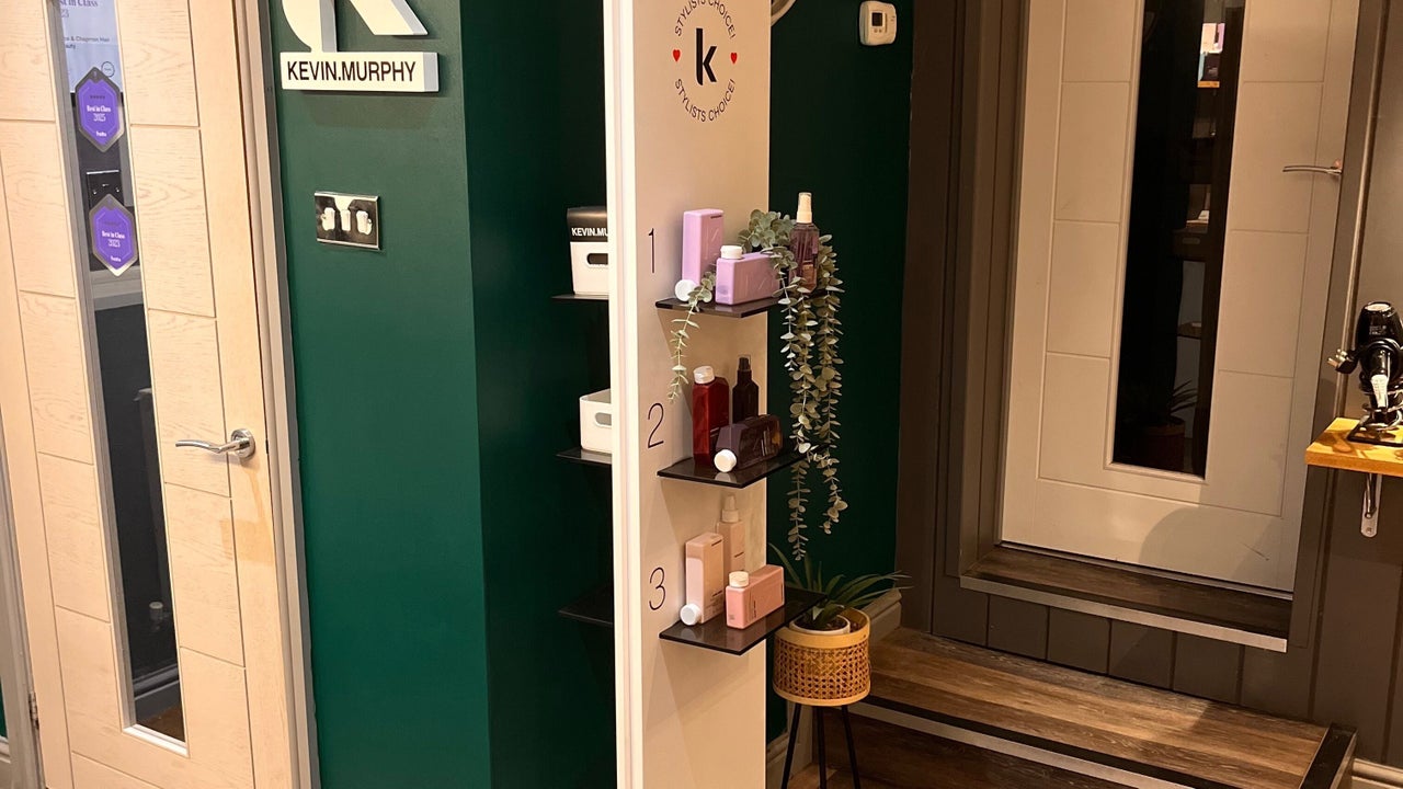 848b57ac-bdc7-49c4-b7be-15808afe5a76-pearceandchapmanhairandbeauty-gb-wales-beddau-fresha-8054564