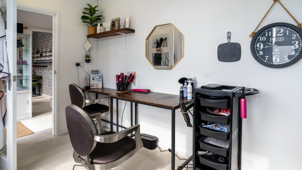 871df166-64df-4635-8aa7-b6b250fcf276-indulgencethesalon-gb-england-frome-fresha-2137112