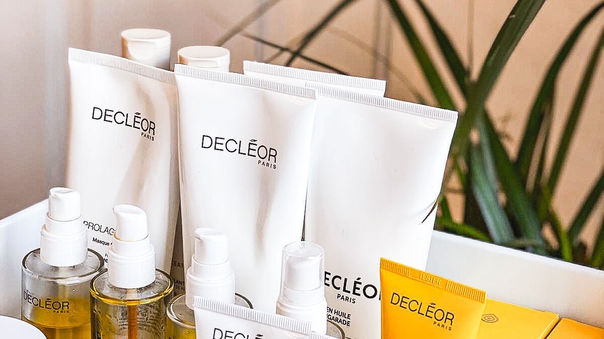 87e00436-3a9c-48bc-942d-93bda6d3e086-2128009