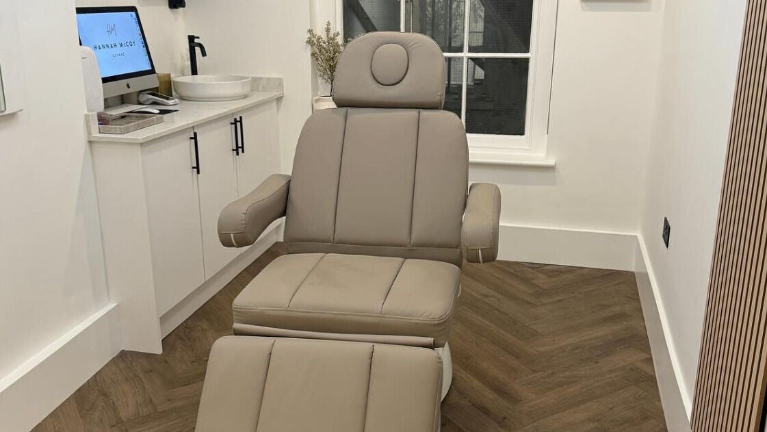 89591b30-1f04-435f-8b4d-39f0a47eab5c-hannahmccoyclinic-gb-england-liverpool-aintree-fresha-6809757