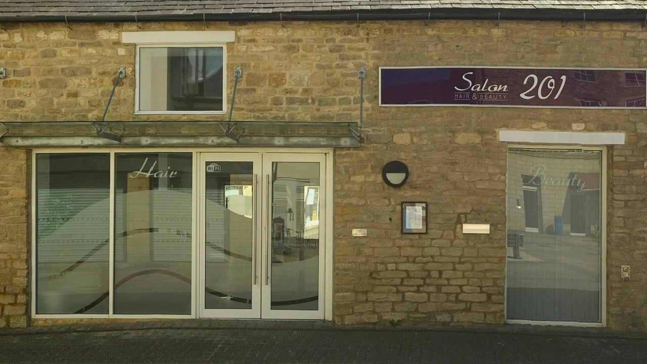 89c856aa-86f5-40d9-9a2b-d06da2866590-hair-gb-england-brackley-fresha-6663642