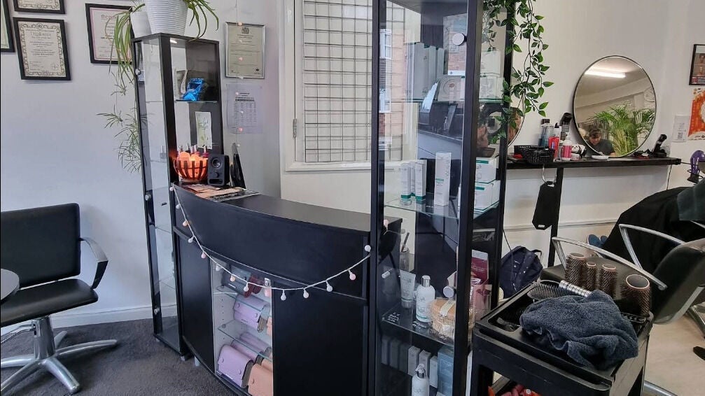 8c1c6cd2-b7e4-4081-b3c5-adf167136fd3-dovelylimitedbookatdovelybeauty-gb-england-beeston-fresha-6609303