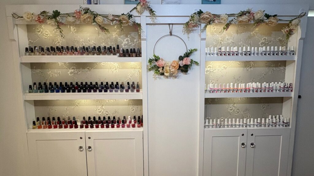 8c2ee962-da55-4ba1-afb7-5ee84a51d04a-edenbeautyporingland-gb-england-poringland-fresha-2962919