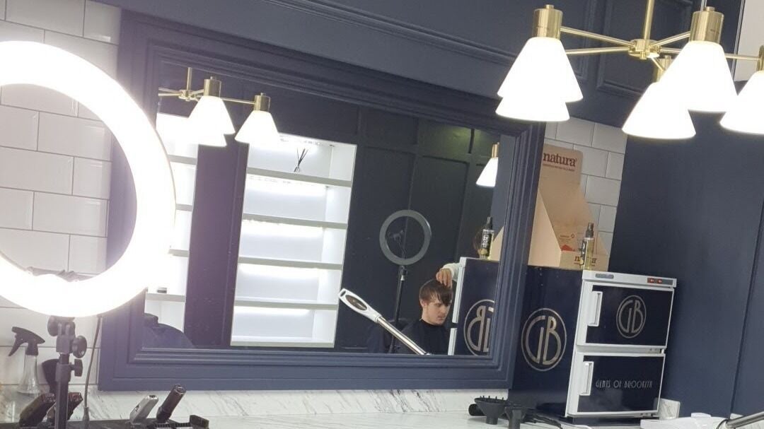 8e0609fd-4cf1-40b0-8ce8-40e8021b4f3e-5896573