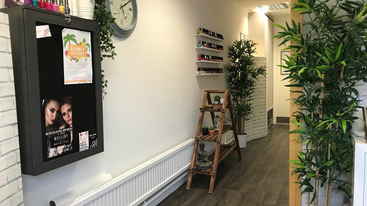 90129450-231c-4a07-9ff6-212d17677a2a-edentreatmentrooms-gb-england-midsomernorton-fresha-7417196