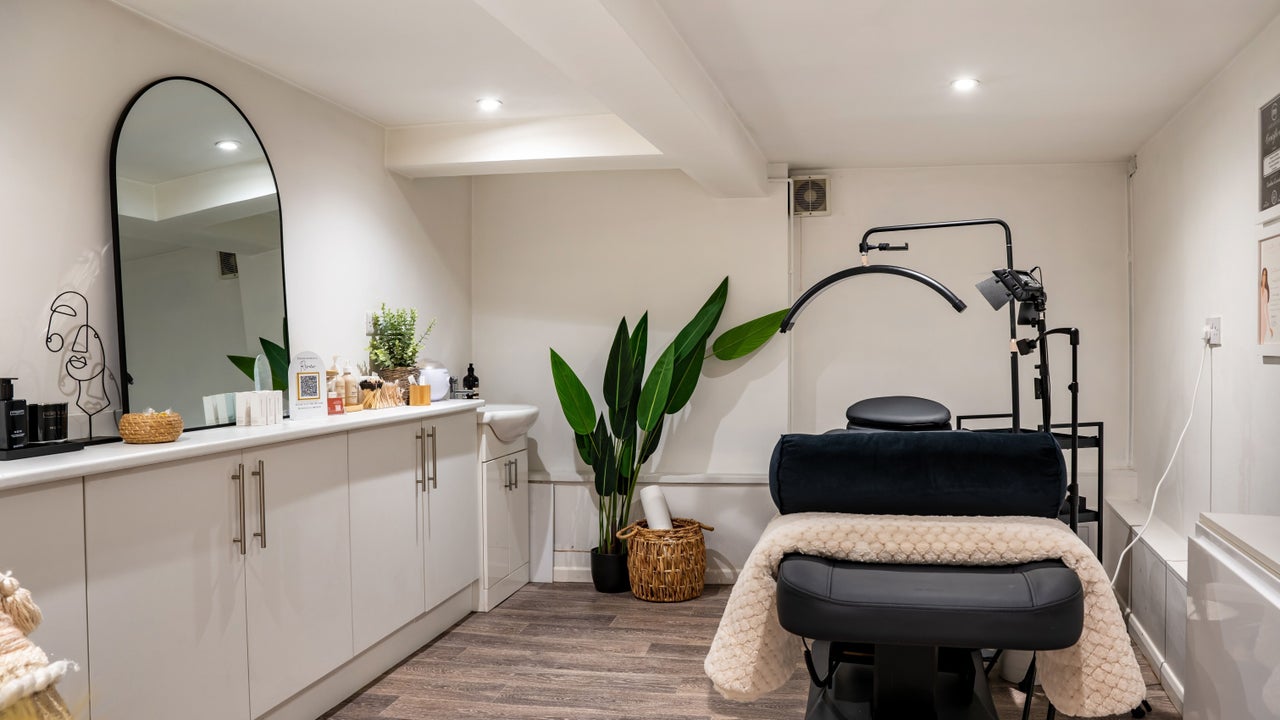 9110c307-42d1-44e7-85dc-6b02c70e9b89-designaheadsevenoaks-gb-england-sevenoaks-fresha-3085878