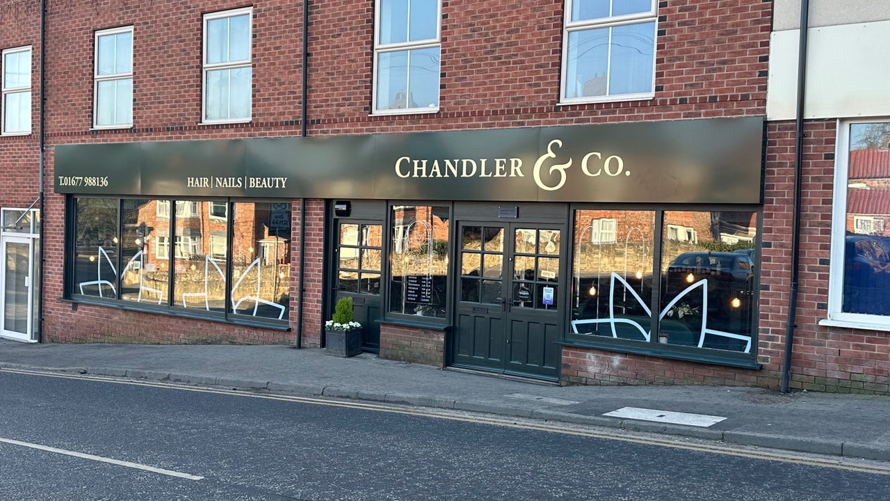 93694549-48f1-4cef-b783-1d3bc83aec29-chandlerandco-gb-england-bedale-fresha-8029759