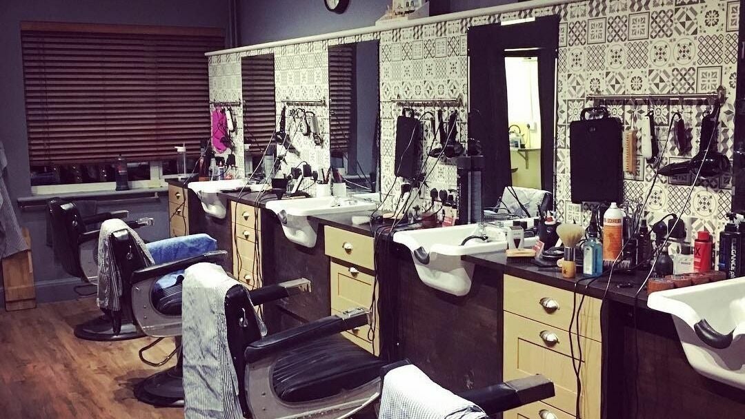 943f4a5f-3b35-4fcb-89f6-f76577ee623a-8703313