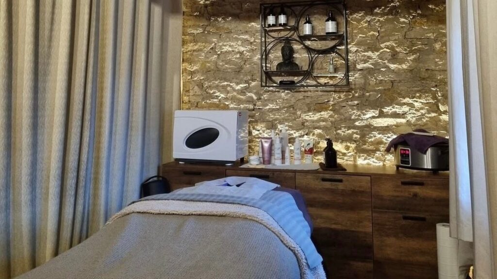 97a7c1fb-6608-4f9e-9c8b-c6064b2bf12a-bodyrevive-gb-england-barnsley-fresha-3461450