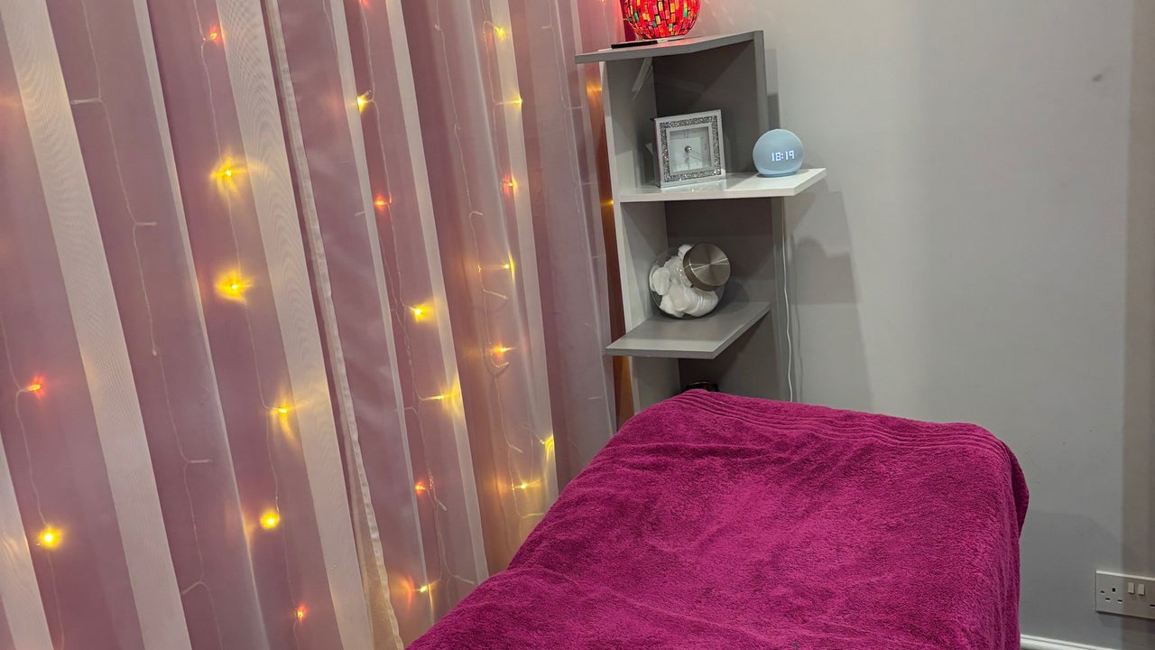 9842a6da-8e21-4002-a824-a97117d77219-rainbowsanddreamsbeauty-gb-england-watford-fresha-1562614