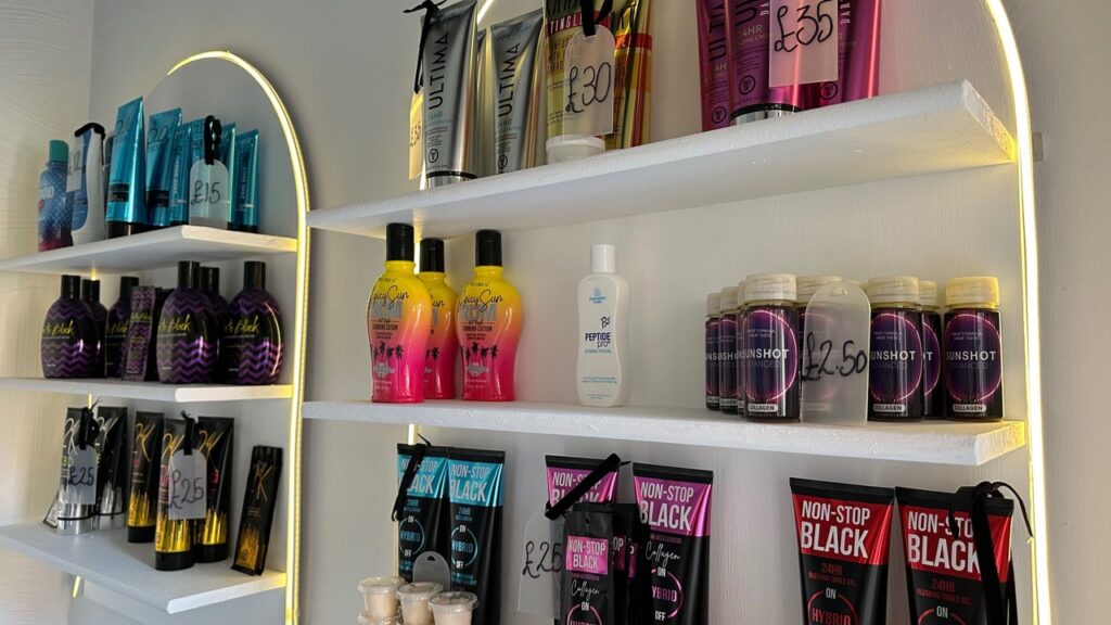 9882fad1-4efd-4dcf-a5d5-2e9491f42812-brownedofftanningsalon-gb-england-fleetwood-fresha-6955292