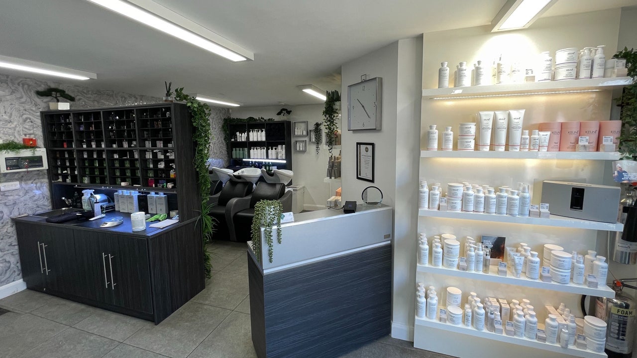 a151b303-924d-440e-8d5f-c4137ab15783-thescissorpsychologistaldford-gb-england-chester-aldford-fresha-2662342