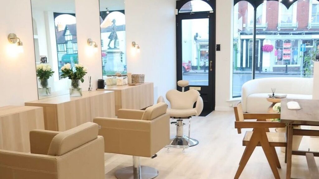 a5d265a1-d13a-45be-b795-bfb036dc36bb-themakeuphairbar-westerham-gb-england-kent-westerham-fresha-2615982