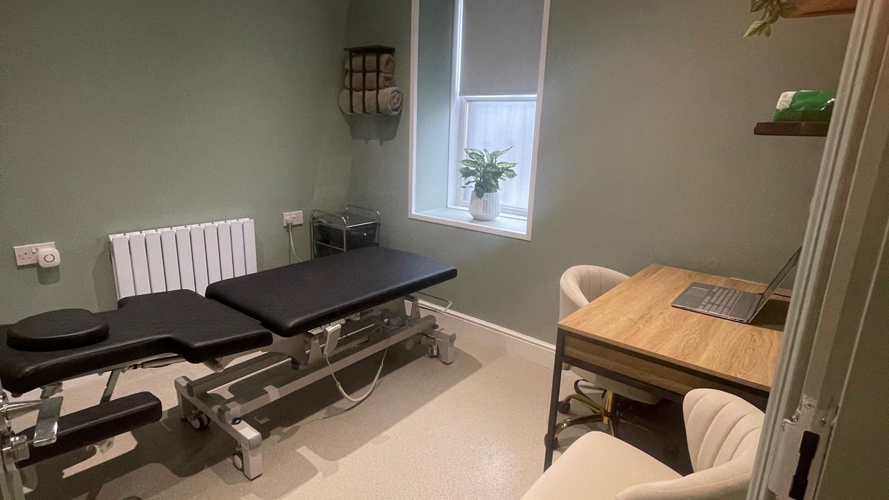 a678d35d-b364-456f-94a5-820e25ced974-spphysiotherapy-gb-scotland-paisley-fresha-3398244