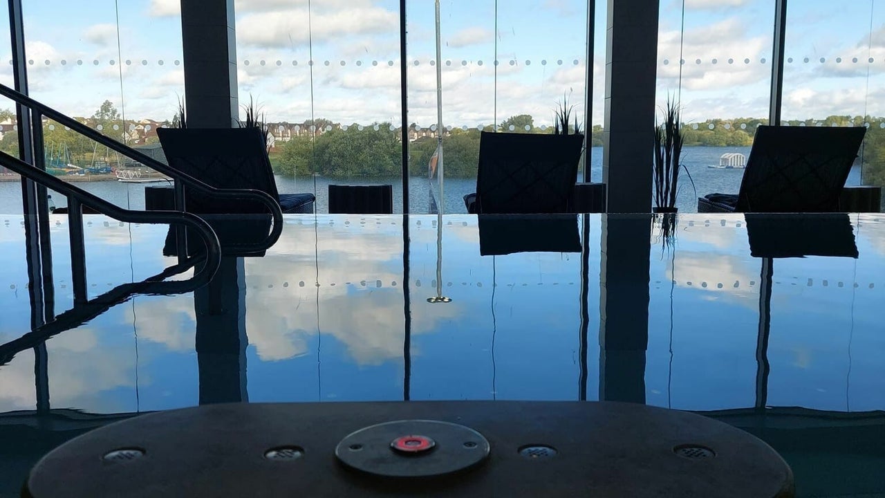 a8ff37cb-b930-42d3-a68c-cd0afc73443a-bellsnirvanaatsouthlake-gb-northernireland-craigavon-fresha-2697001