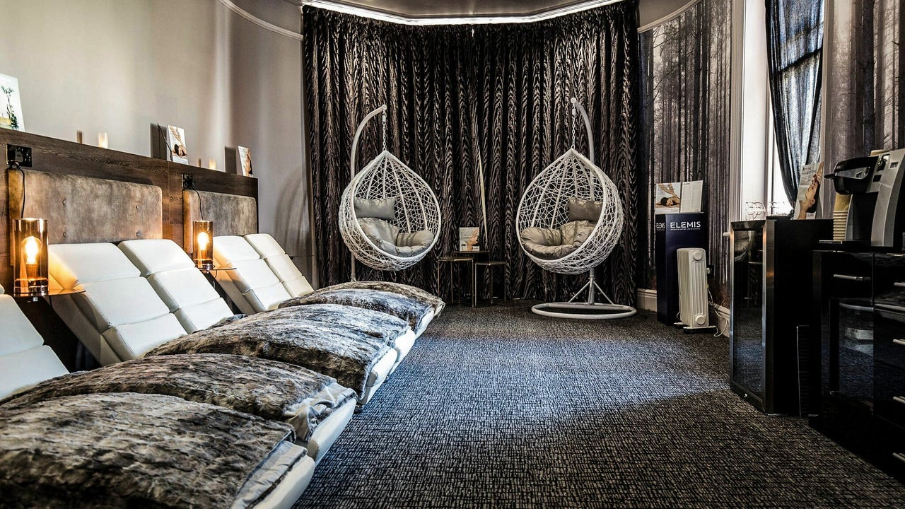 a96f8848-ef79-457c-91ca-066ccc96dd9a-8573964