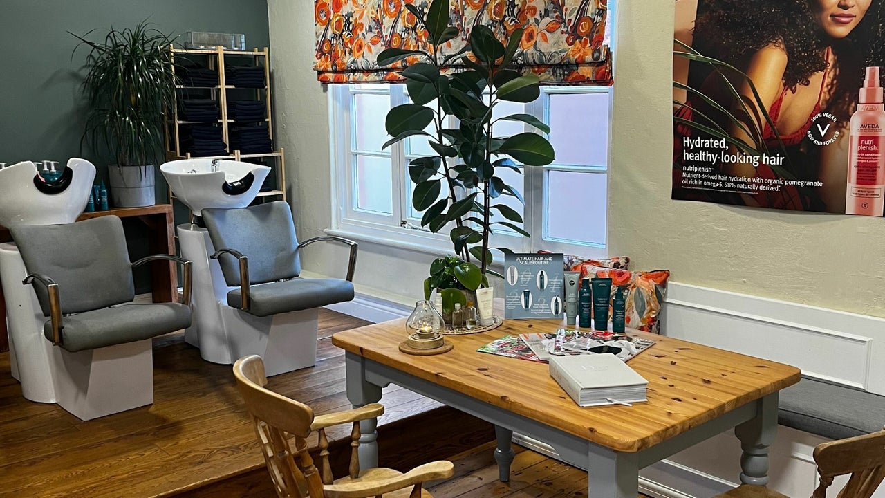 aa6447af-8d75-4466-88d0-1a965478f0cd-headhairandbeauty-gb-england-exeter-fresha-4788316