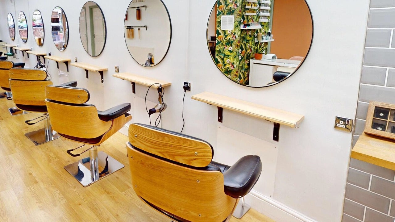 aaba2aad-2490-4d40-b5eb-66d3409ada9a-auburnhairbeauty-gb-england-barnham-fresha-3491741