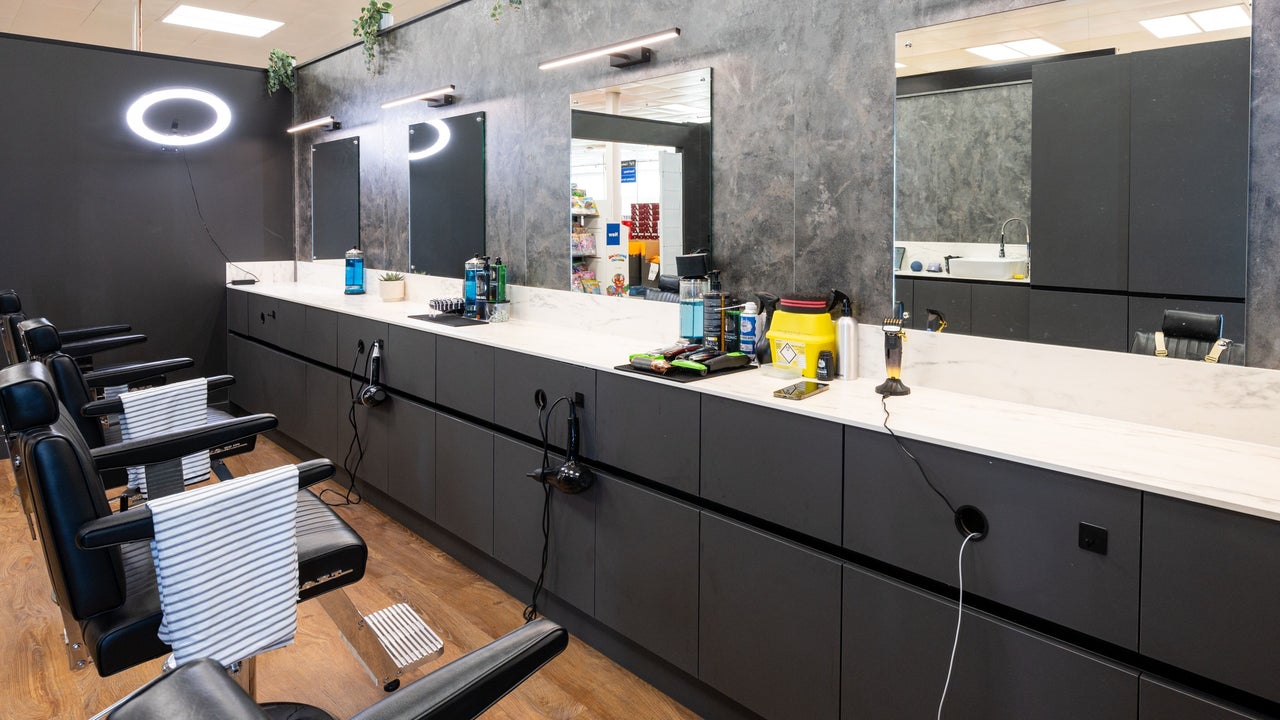 ad041c0b-d626-4916-ab70-c42d40cbdcc7-3703433