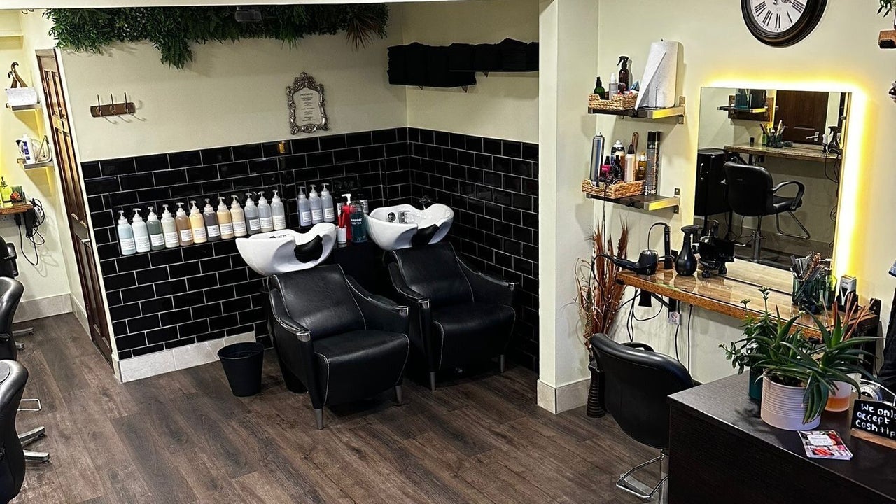 ad4219bf-6757-466b-aa04-352d0b7a9d38-thegreenhairdressingsalon-gb-england-longeaton-fresha-4388723