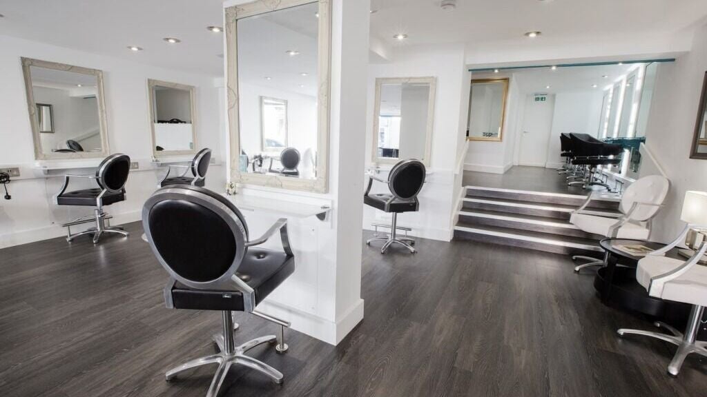 ae5a0c22-27fb-45cf-bfef-b861cec2dbc8-lifestylesalons-gb-aylesbury-fresha-4016910