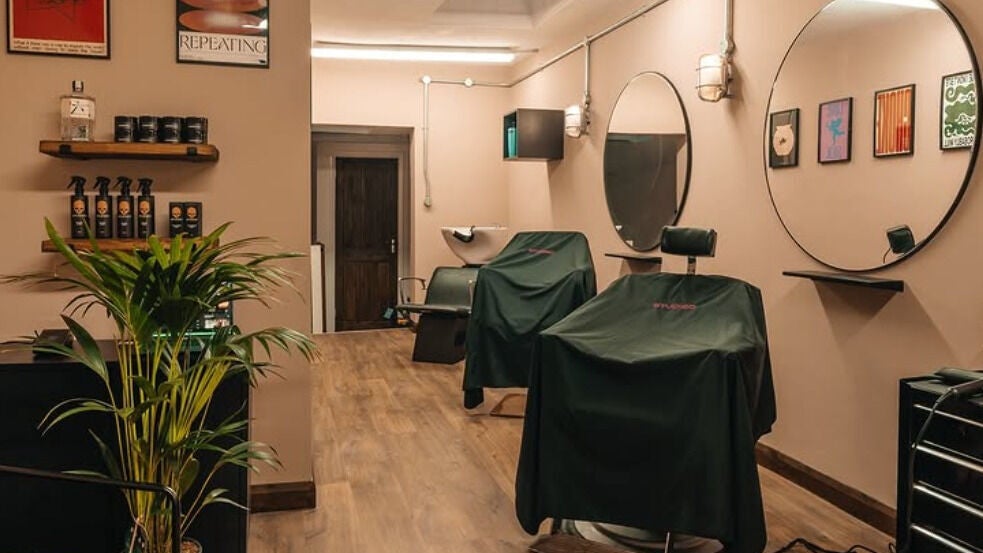 b2b3dd77-af88-47a8-a5a4-734d183ff978-studio120-gb-england-bushey-busheyheath-fresha-9415266