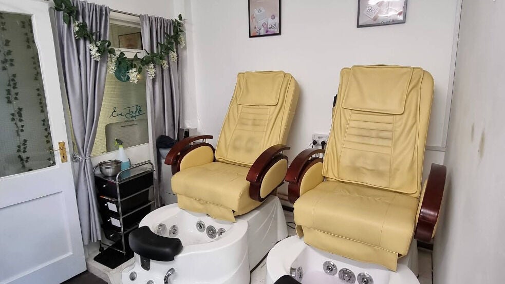 b704d842-8bb8-48d5-90a7-db20ee3780a7-dovelylimitedbookatdovelybeauty-gb-england-beeston-fresha-2623036