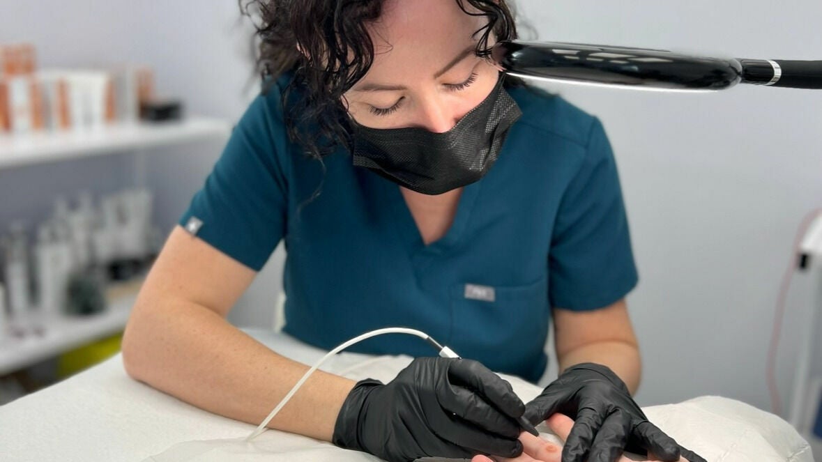 b7ae7363-faf0-4ebe-b941-32e25c515105-skinclinic-im-douglas-douglas-fresha-5713866