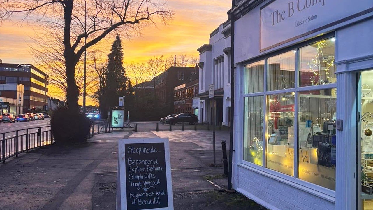 b8483702-cbc3-4a93-8991-ccb965e5b5a6-thebcompany-gb-england-sale-fresha-2636153