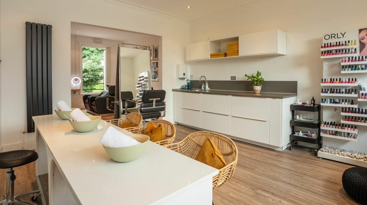 bb732171-0984-45c5-99b1-5f3f22cd30b6-9958796