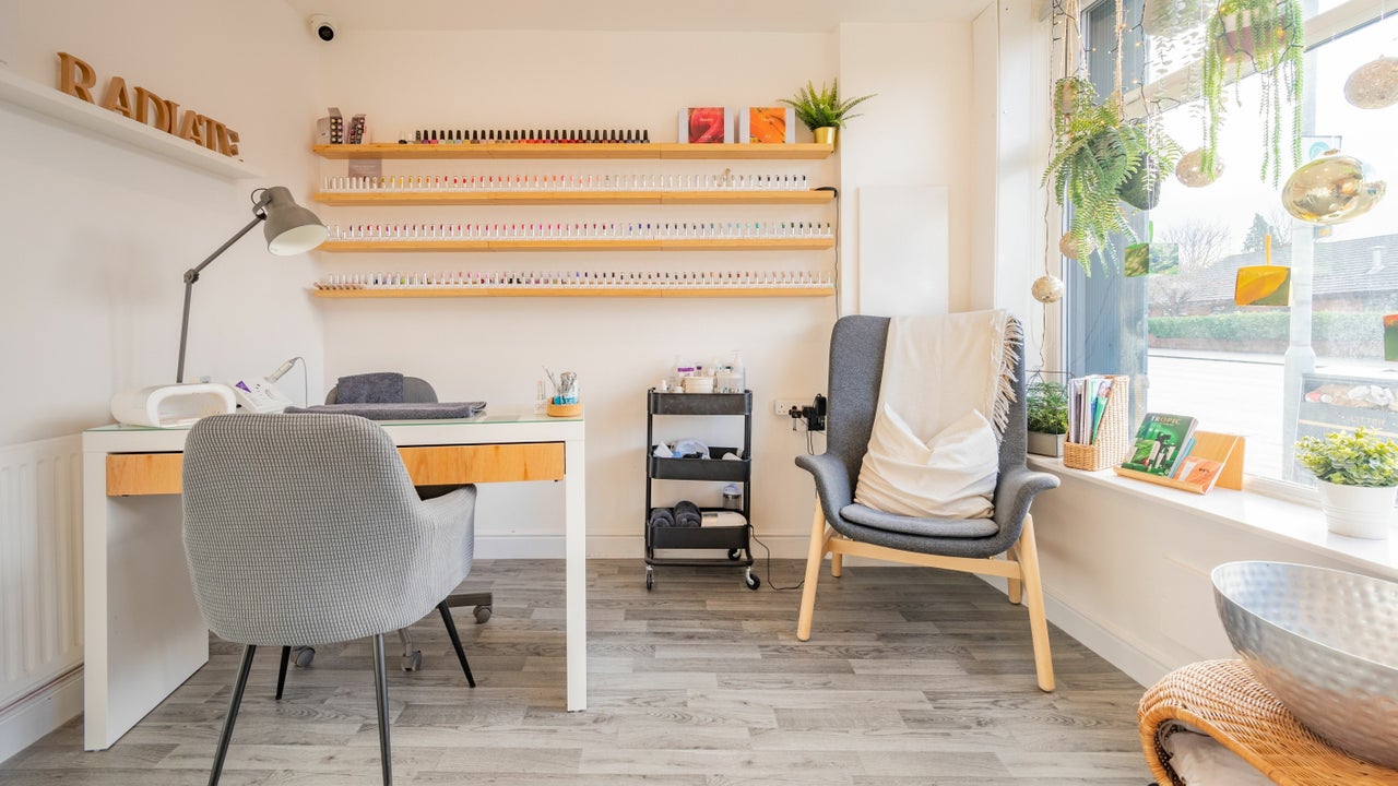 bc00ab4c-f153-4221-982d-dda0e047b8fb-radiatehealthbeauty-gb-england-stockport-greatmoor-fresha-1675390