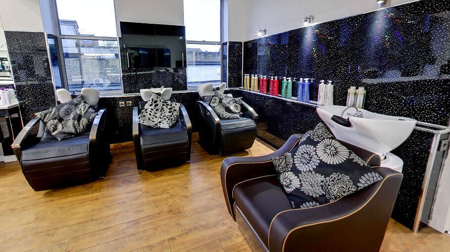 bd3faeec-6c28-4daa-b89f-d2a7d7a4b9d5-2313536