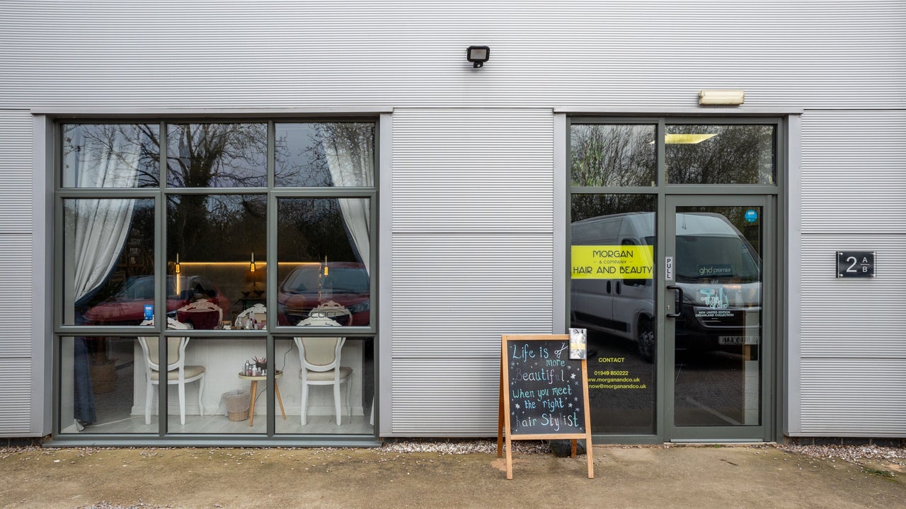 beef471b-f4c7-4442-bf36-5bb4f455a543-morgancompanyhairbeauty-gb-england-nottingham-whatton-fresha-4867230