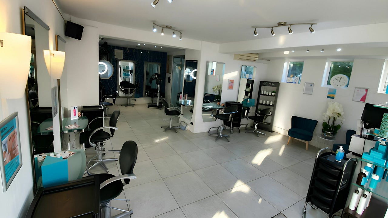 c34034c5-7bfe-4dcd-951c-78758f6b1eb8-hazehairandbeauty-gb-england-york-holgate-fresha-9391655