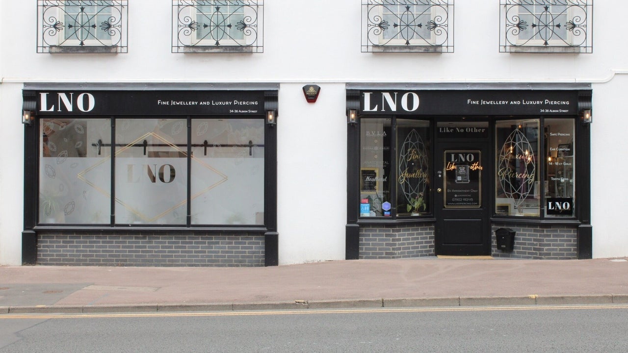 c438757b-62d6-48ef-9d95-a828aa7dc7fa-lnopiercing-gb-england-cheltenham-fresha-3906251