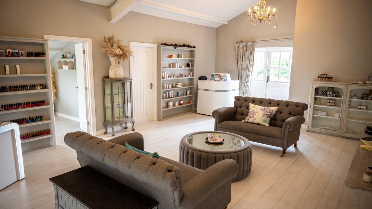 c4974bb2-c44e-4049-8b29-abbeef5b6369-redbarnretreat-gb-england-brackley-fresha-5931279