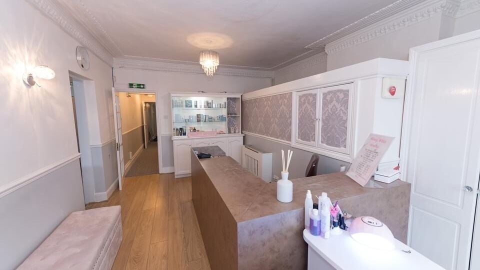 c4ee5f00-50b1-414e-acd7-22caeacbe1b5-beautywithin-gb-england-bristol-kingswood-fresha-2369091