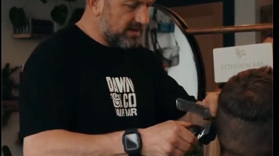 c8df0bde-8855-4723-9607-bc0f5c465d2d-dawncohairbar-gb-wales-rhosonsea-rhs-on-sea-fresha-4427455