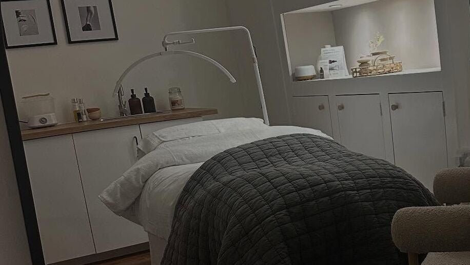 cb1b70cb-bff3-4413-ae70-6cbd27c47802-thegelclub-gb-england-stamford-fresha-2408838