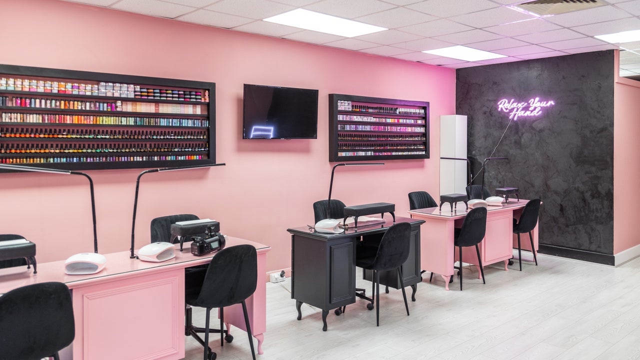 cc8b8458-f57a-4443-ae21-61a6bb8f46d7-4214251