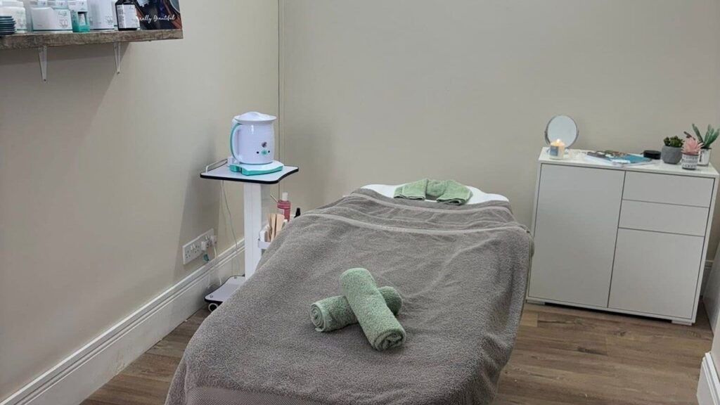 cc9fbf39-19c6-49a2-8a55-09f6306c04ca-thehivebeautyholisticshair-gb-england-cullompton-fresha-8588930