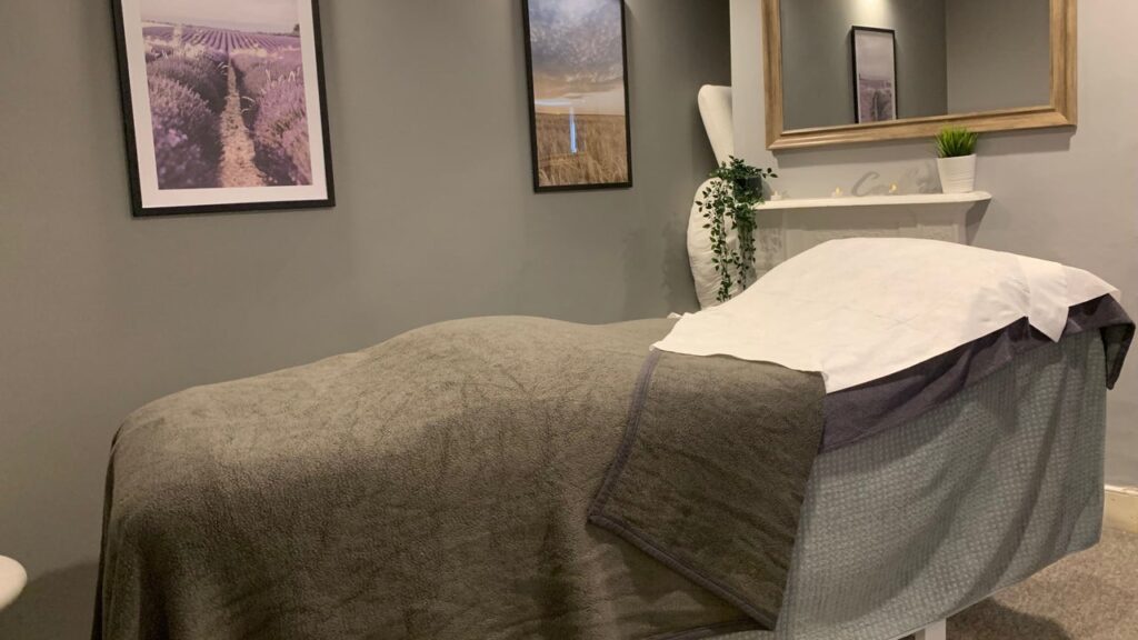 cddcad18-e769-431f-8e65-5fe3d5a2da26-bellechichealthandbeauty-gb-england-hungerford-fresha-1024516