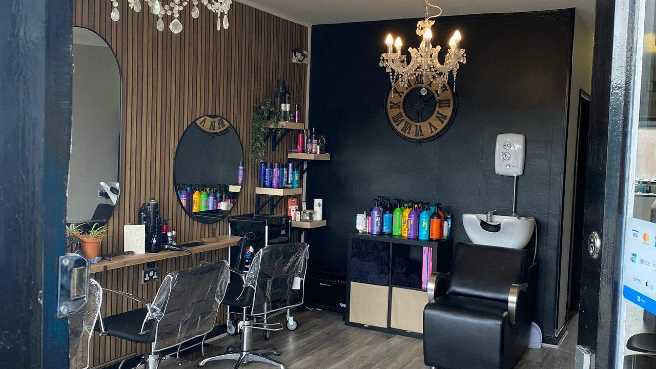 ce8993f3-56d4-4cdd-ac14-0f1853db7396-dy9design-gb-england-stourbridge-fresha-9958864