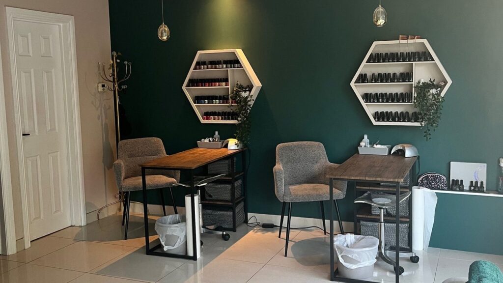 cf98c60d-9183-44aa-933a-dd6cd90b08de-akemispa-gb-england-dorchester-fresha-6372819